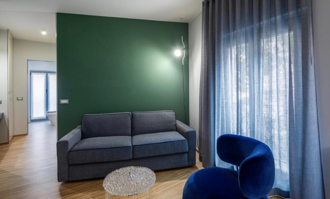 30Cavour luxury suites Pavie Extérieur photo