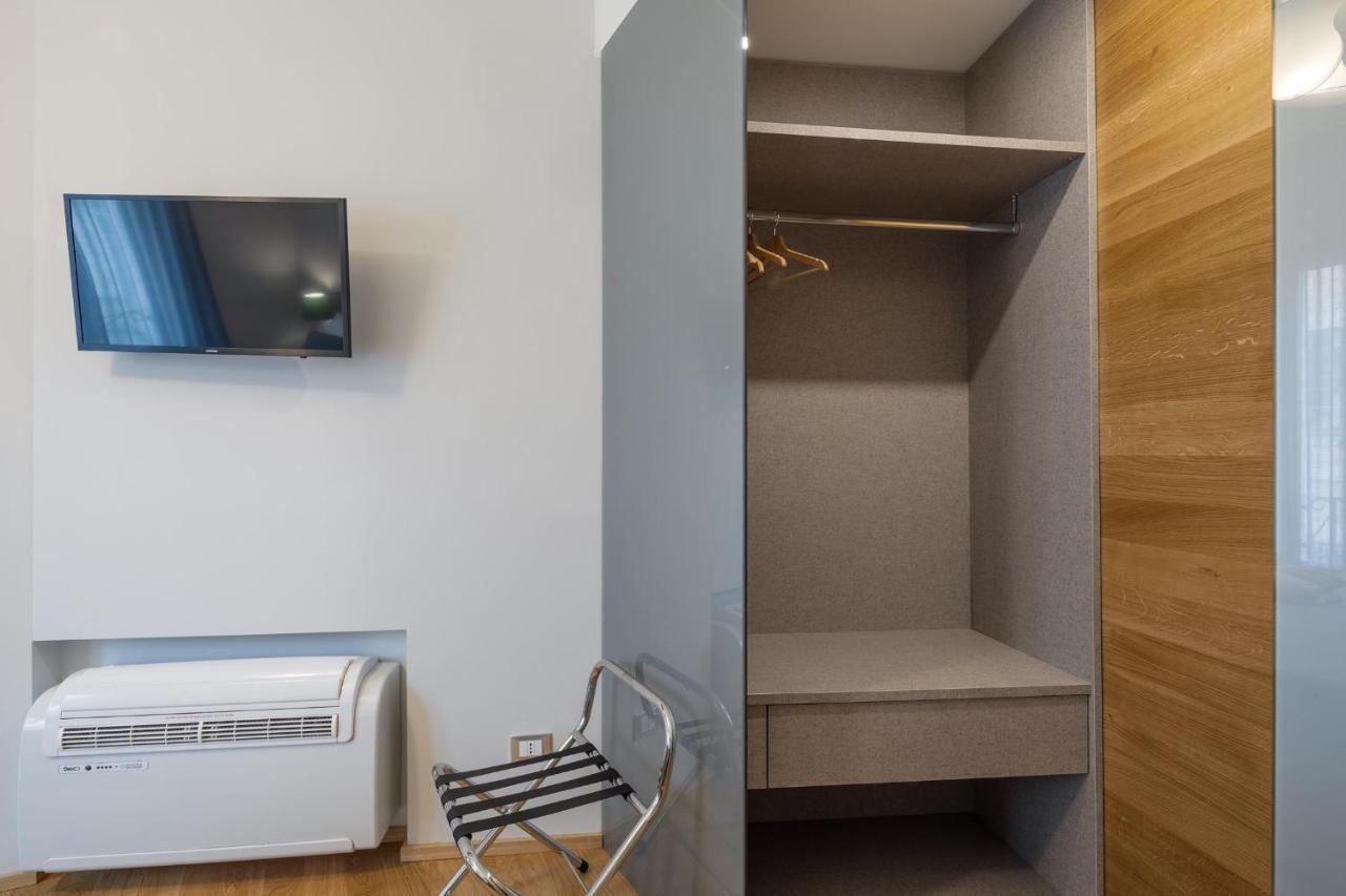 30Cavour luxury suites Pavie Extérieur photo