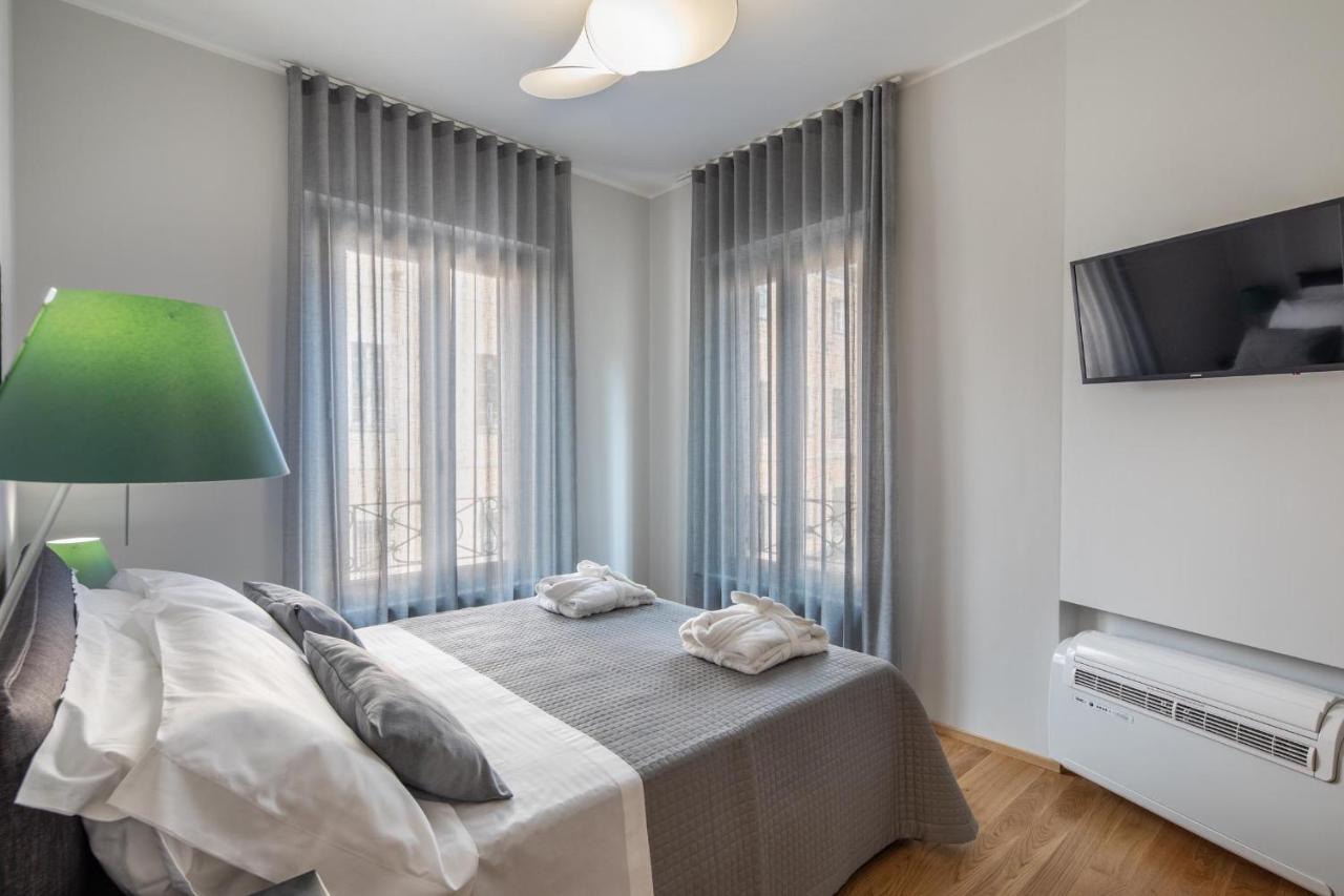 30Cavour luxury suites Pavie Extérieur photo