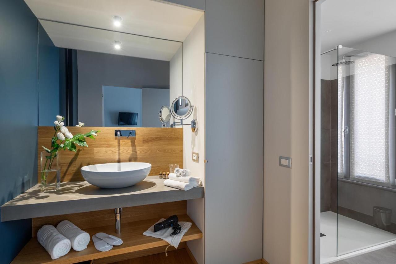 30Cavour luxury suites Pavie Extérieur photo